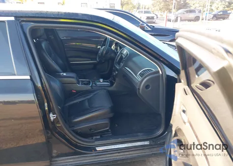 2018 Chrysler 300 Limited из США, поврежденный, VIN 2C3CCAEGXJH159836